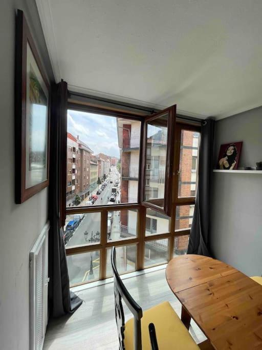 Paraguas Guesthouse Oviedo Exteriér fotografie